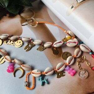 Conch Dangling Charms Choker